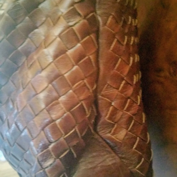 Woven leather hobo bag - Picture 2 of 8